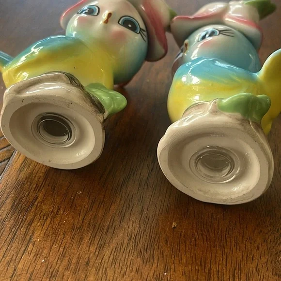 Vintage 1960’s Anthropomorphic Blue Bird Salt and Pepper Shakers with Tulip Hats - Picture 17 of 17